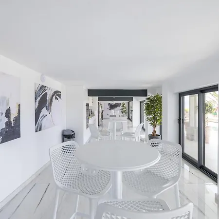 Beverly House